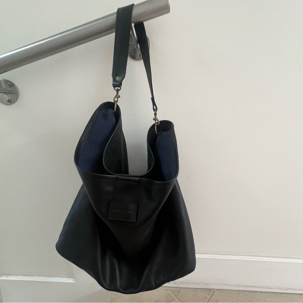 Parker Thatch XL Jane Black Leather Slouch Shoulder Bag sold out on website - Picture 6 of 9
